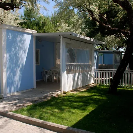 Fontana Marina Family Village Camping *