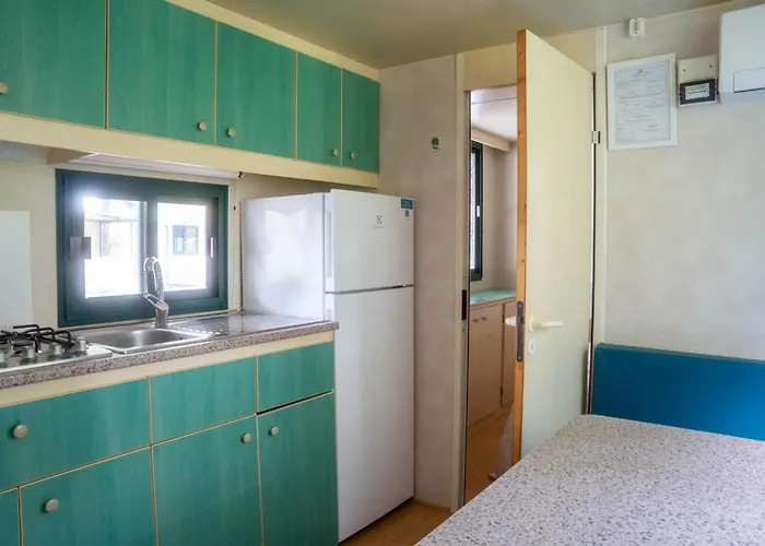 Fontana Marina Family Village Κάμπινγκ *